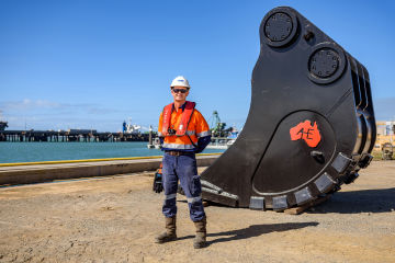 Queensland companies rock bucket build